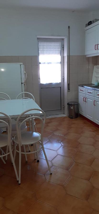 Apartamento Abril โกเวยา ภายนอก รูปภาพ