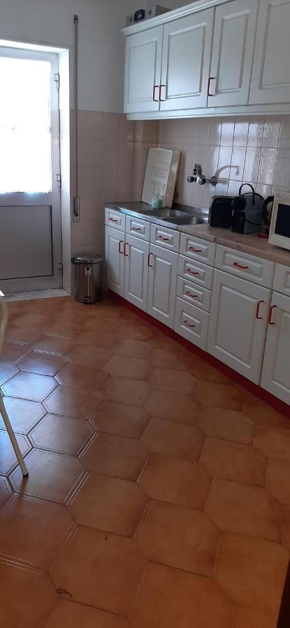 Apartamento Abril โกเวยา ภายนอก รูปภาพ